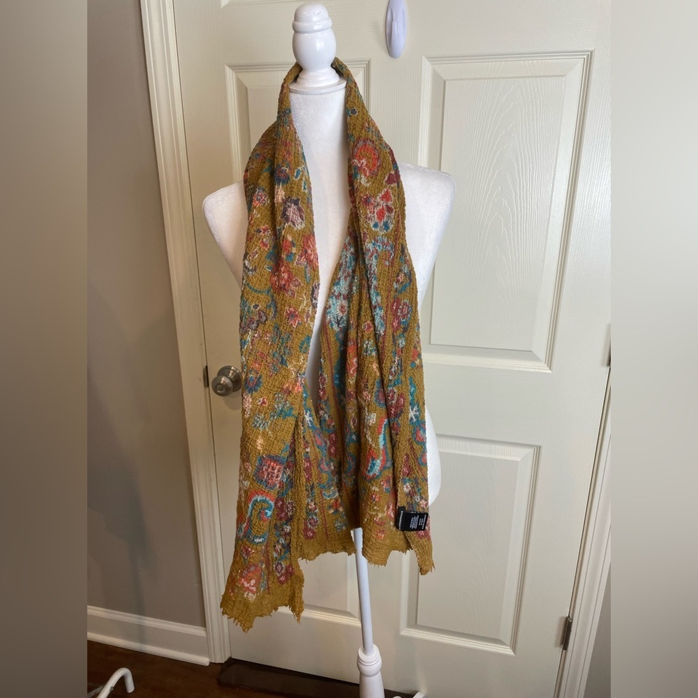 Anthropologie wool blend antique asian look Floral Patterned Scarf - Picture 3 of 10